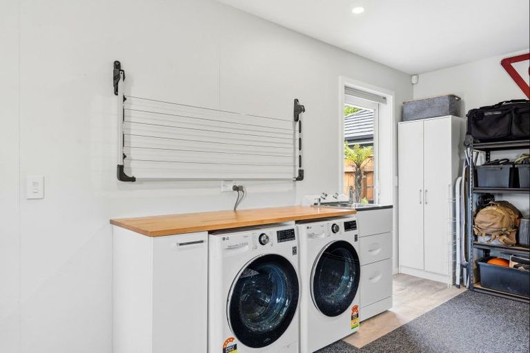 Photo of property in 37 Pharazyn Street, Feilding, 4702