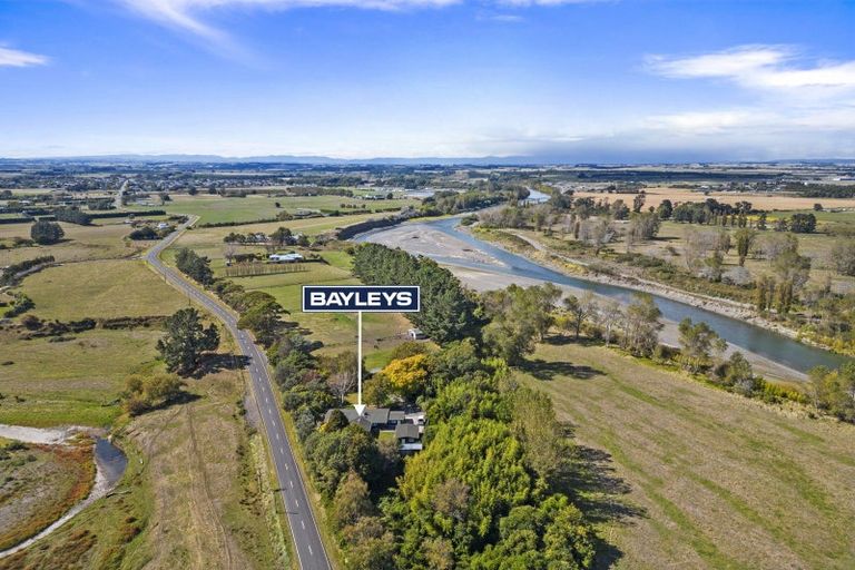 Photo of property in 273 Parewanui Road, Bulls, 4894