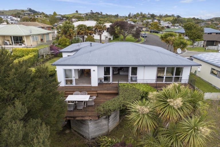 Photo of property in 22 Vanderbilt Place, Welcome Bay, Tauranga, 3112