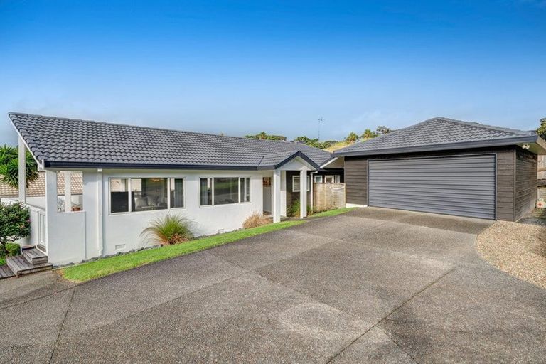 Photo of property in 11 Kestrel Heights, Arkles Bay, Whangaparaoa, 0932