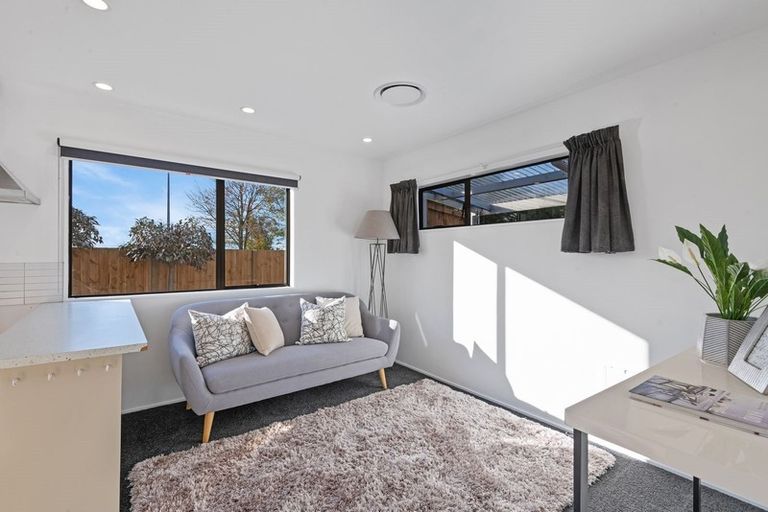 Photo of property in 31 Johns Road, Belfast, Christchurch, 8051