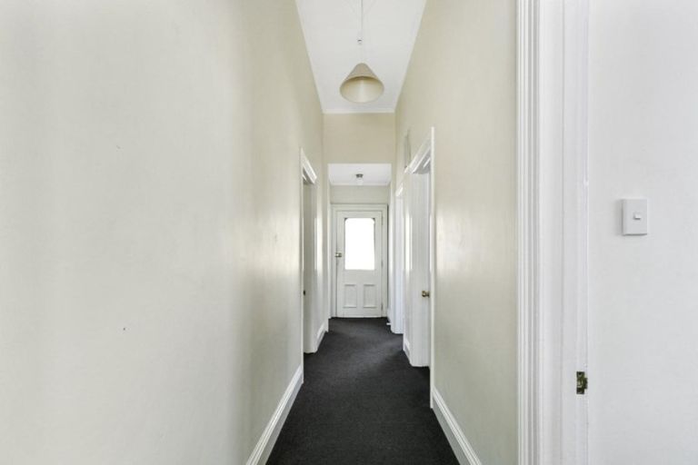 Photo of property in 2 Luxford Street, Berhampore, Wellington, 6023