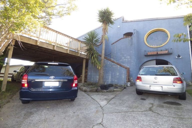 Photo of property in 97 Poplar Grove, Whalers Gate, New Plymouth, 4310