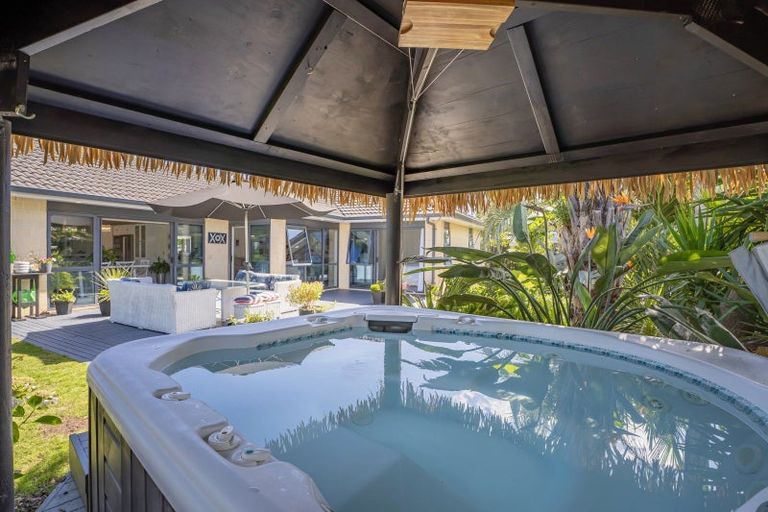 Photo of property in 31 Wells Place, Whitianga, 3510