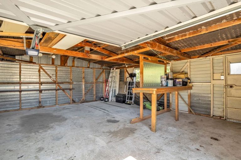 Photo of property in 556b Queen Street East, Levin, 5510