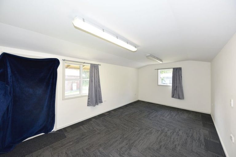 Photo of property in 15 Haig Place, Woolston, Christchurch, 8023