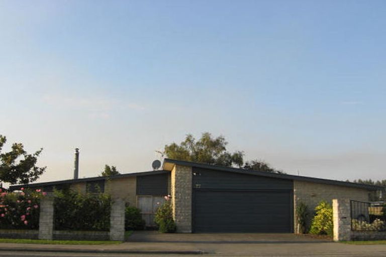 Photo of property in 77 Richard Pearse Drive, Temuka, 7920