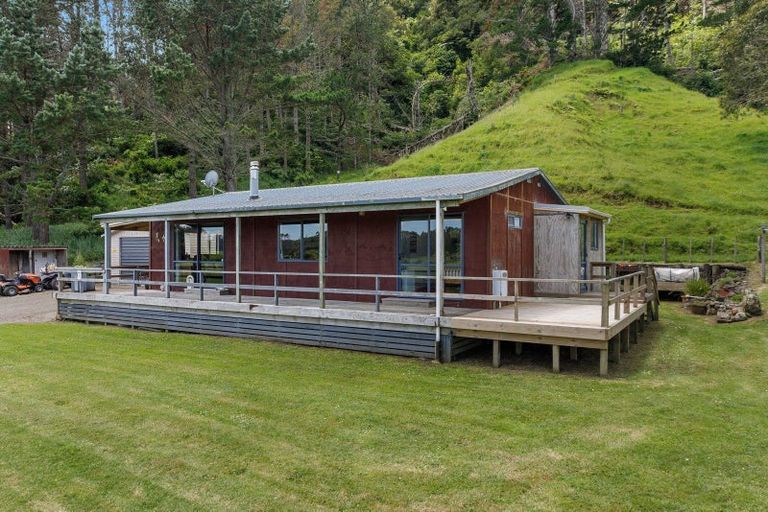 Photo of property in 171 Tirohanga Road, Tirohanga, Opotiki, 3197