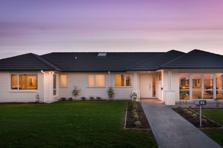 Photo of property in 56 Armstrong Avenue, Carterton, 5713