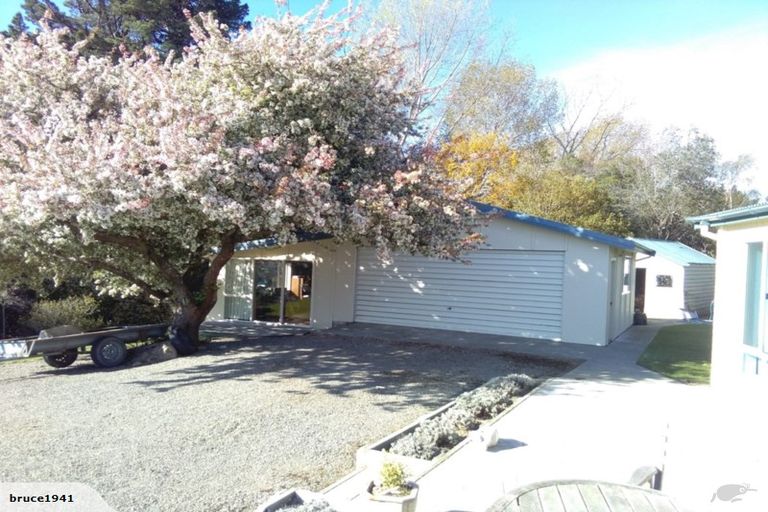 Photo of property in 722 Cathedral Road, Domett, Cheviot, 7383