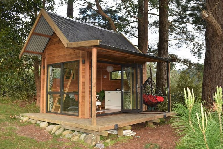 Photo of property in 41 Kaitawa Road, Hautere, Otaki, 5582