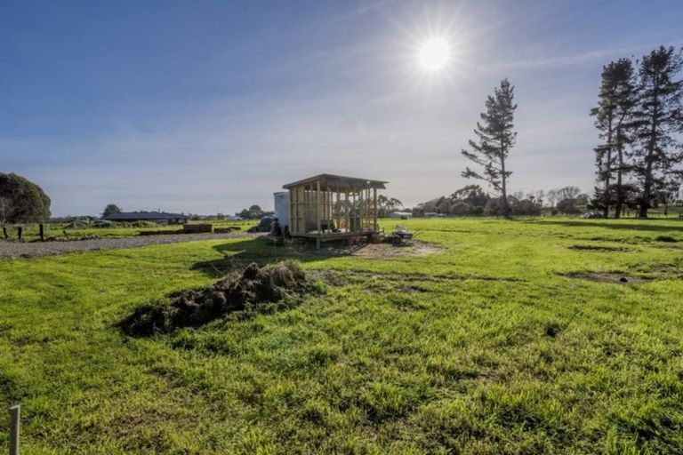 Photo of property in 213c Muhunoa East Road, Ohau, Levin, 5570