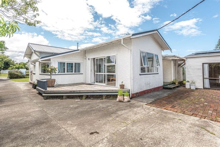 Photo of property in 107 Gonville Avenue, Gonville, Whanganui, 4501