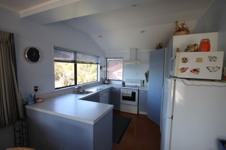 Photo of property in 15 Jubilee Drive, Pauanui, Hikuai, 3579