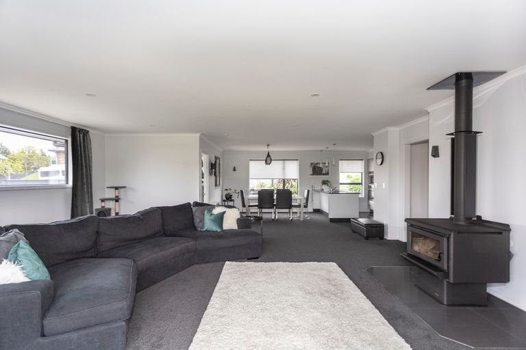 Photo of property in 13 Grove Avenue, Weston, Oamaru, 9401