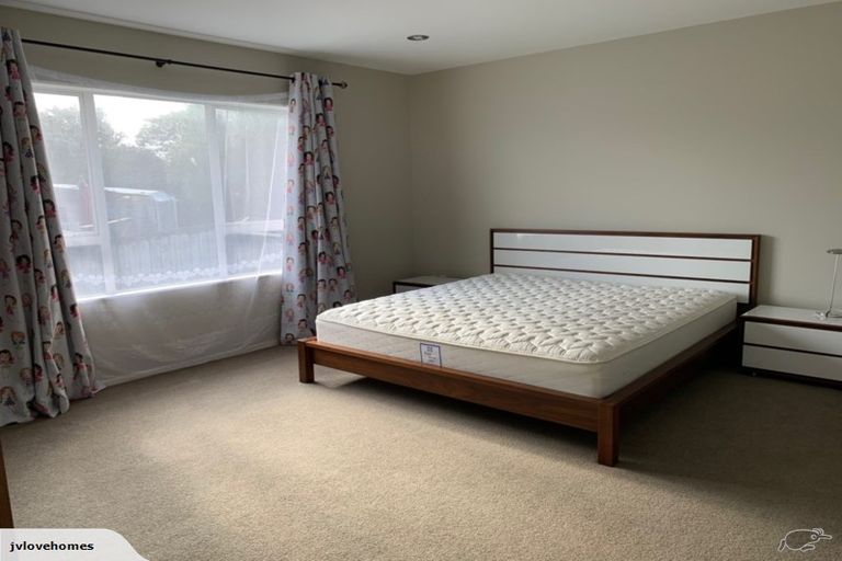 Photo of property in 386a East Coast Road, Sunnynook, Auckland, 0630