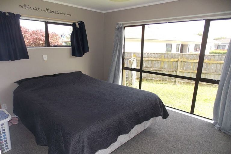 Photo of property in 83 Geraldine Crescent, Cloverlea, Palmerston North, 4412