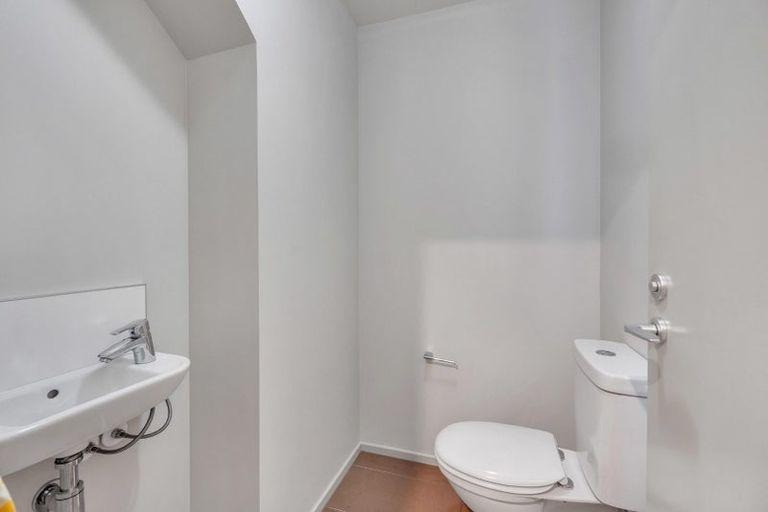 Photo of property in 15a Burdale Street, Riccarton, Christchurch, 8011