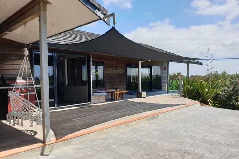 Photo of property in 5a Doctors Hill Road, Ruakaka, Waipu, 0582