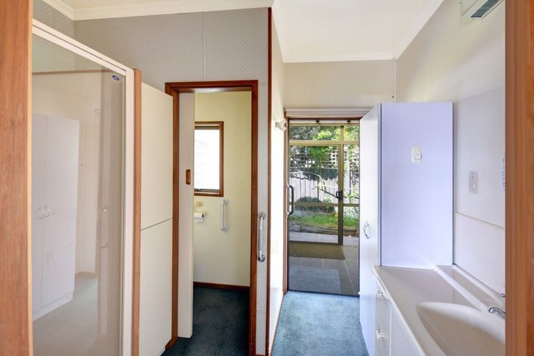 Photo of property in 9 Sandhead Street, Waihola, Milton, 9073