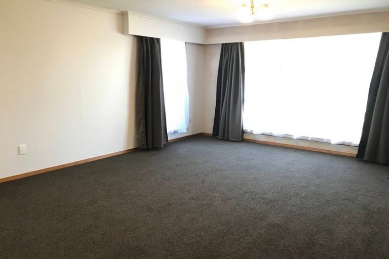 Photo of property in 2/242b Sawyers Arms Road, Bishopdale, Christchurch, 8053