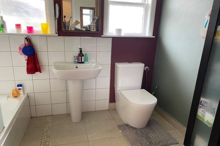 Photo of property in 28a Tennyson Avenue, Avalon, Lower Hutt, 5011