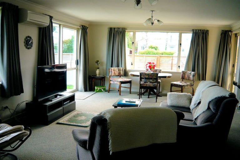 Photo of property in 7 Herbert Street, Waimate, 7924