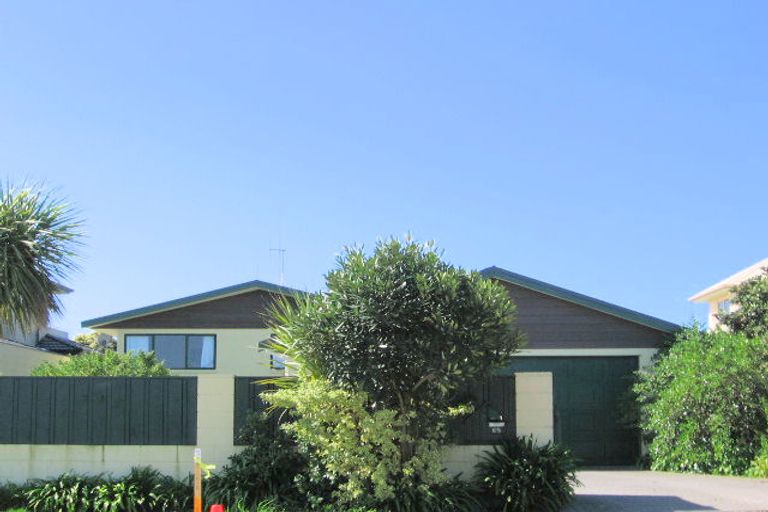 Photo of property in 65 Karewa Parade, Papamoa Beach, Papamoa, 3118