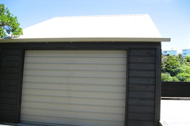 Photo of property in 71 Onslow Road, Khandallah, Wellington, 6035