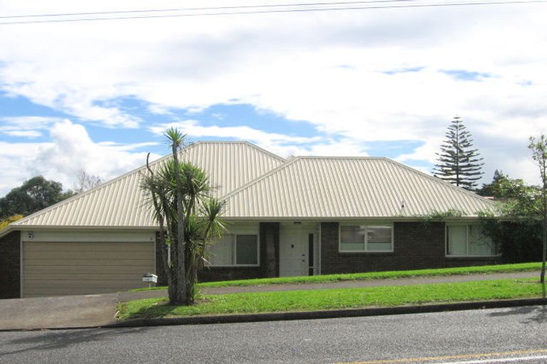 Photo of property in 2/3 Newington Road, Henderson, Auckland, 0612