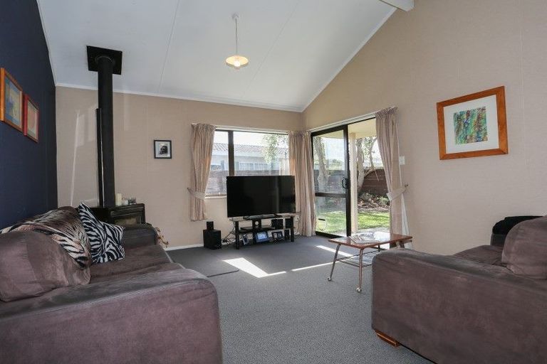 Photo of property in 44 Whiting Crescent, Greenmeadows, Napier, 4112