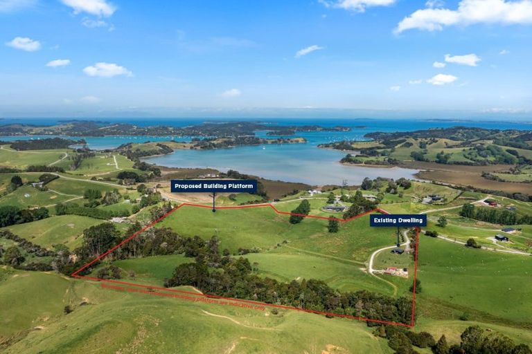 Photo of property in 313 Pukapuka Road, Pohuehue, Warkworth, 0983