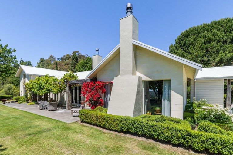 Photo of property in 77 Black Barn Road, Havelock North, 4294