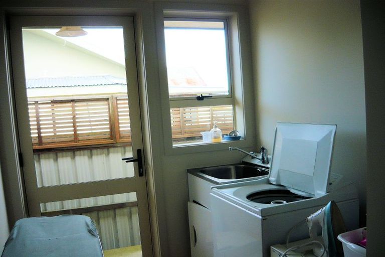 Photo of property in 7 Herbert Street, Waimate, 7924