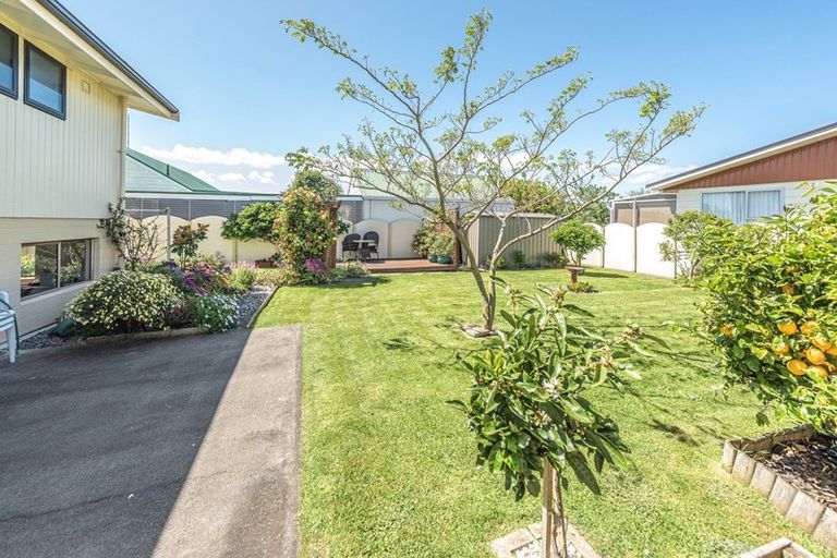 Photo of property in 30 Karamu Street, Tawhero, Whanganui, 4501