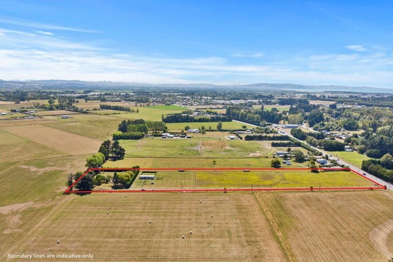 Photo of property in 835 Main Road North, Woodend, Kaiapoi, 7691