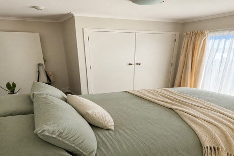 Photo of property in 29 Eskdale Road, Papakowhai, Porirua, 5024