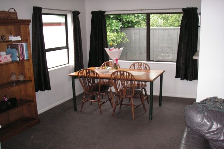 Photo of property in 27 Ihle Street, Terrace End, Palmerston North, 4410