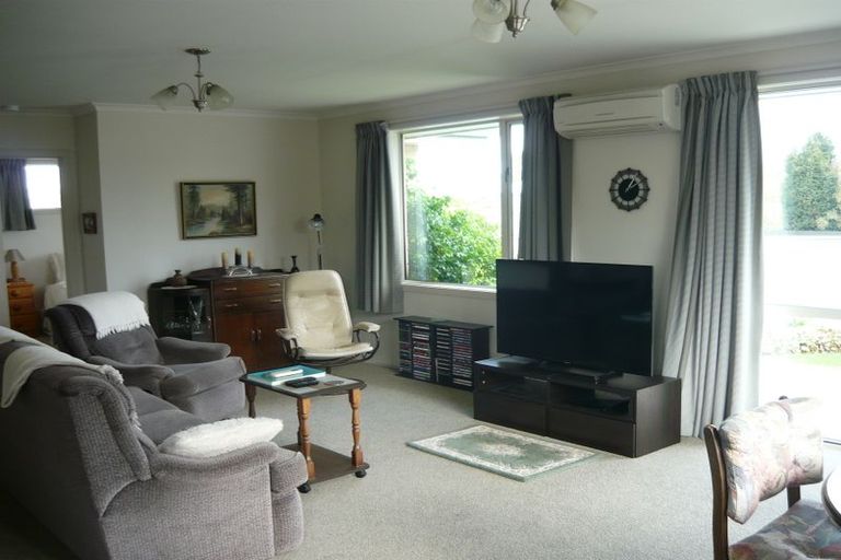 Photo of property in 7 Herbert Street, Waimate, 7924