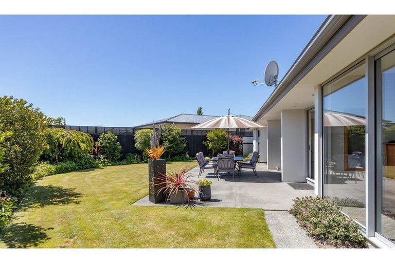 Photo of property in 8 Wisteria Lane, Rangiora, 7400