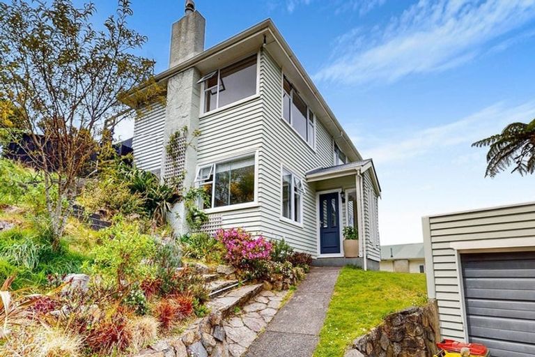 Photo of property in 64 Heke Street, Ngaio, Wellington, 6035