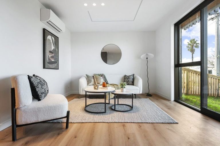Photo of property in 2a Rangitoto Terrace, Milford, Auckland, 0620