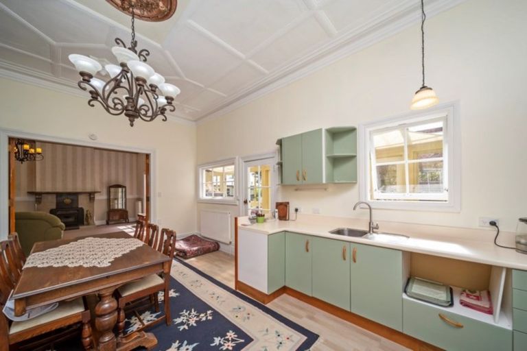 Photo of property in 55 Brecon Road S, Stratford, 4332