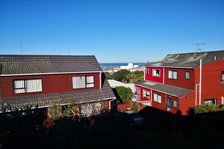 Photo of property in 18c Rangitane Street, Maupuia, Wellington, 6022