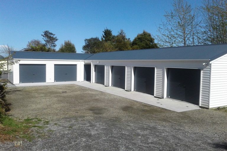 Photo of property in 195 Sale Street, Hokitika, 7810