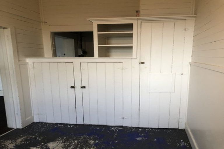 Photo of property in 15 Queens Parade, Devonport, Auckland, 0624