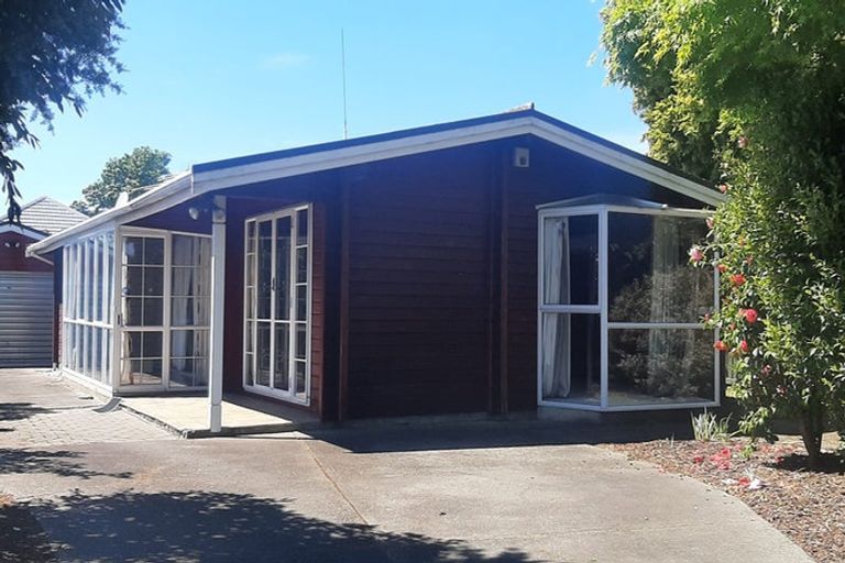 Photo of property in 240 Withells Road, Avonhead, Christchurch, 8042