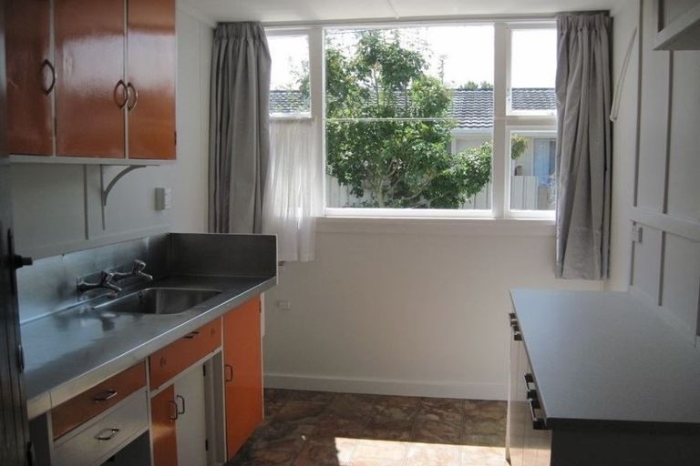 Photo of property in 93 Champion Street, Edgeware, Christchurch, 8013