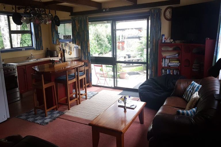 Photo of property in 10 Miro Crescent, Halfmoon Bay / Oban, Stewart Island, 9818