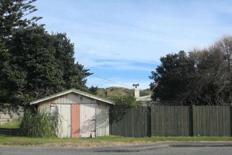 Photo of property in 119 Rua Avenue, Waitarere Beach, Levin, 5510